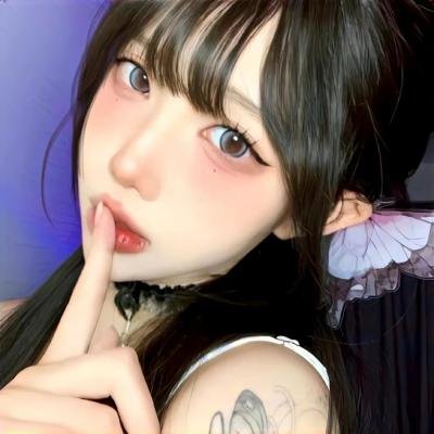 闪婚后，亿万总裁偏要宠我